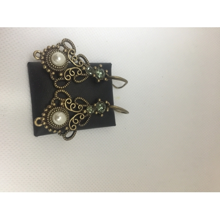 עגילים- פנינה לבנה