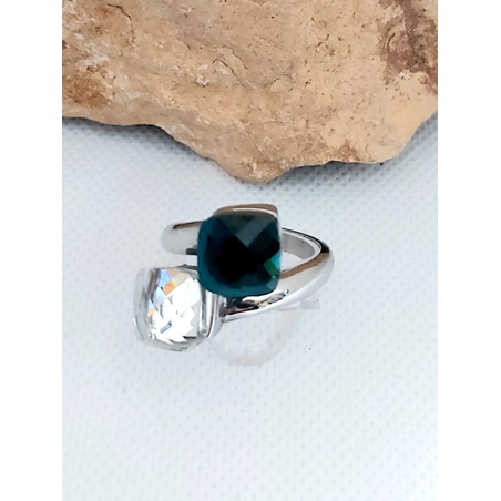 טבעת שני קריסטלים מרובעים