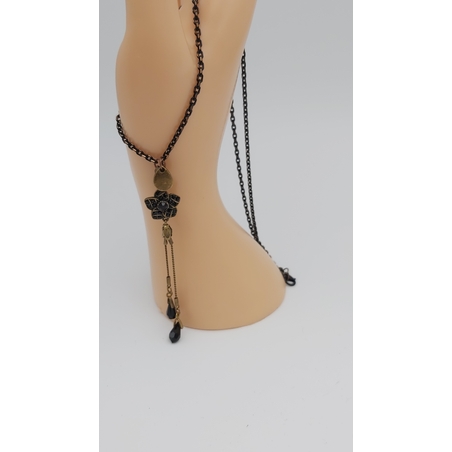 שרשרת ורד שחור
