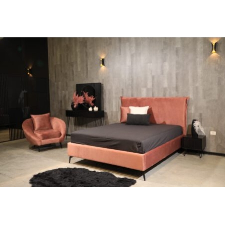 מיטה מרופדת חתול