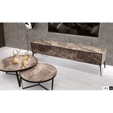 מזנון ושולחן