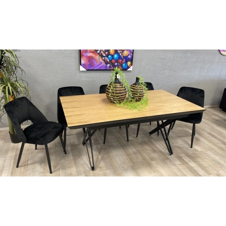 פינת אוכל טוי