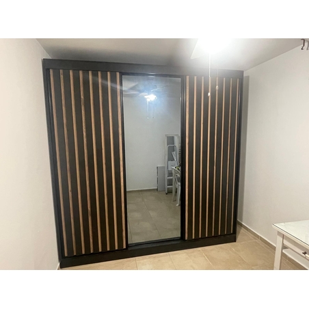 ארון זיו 240 סמ