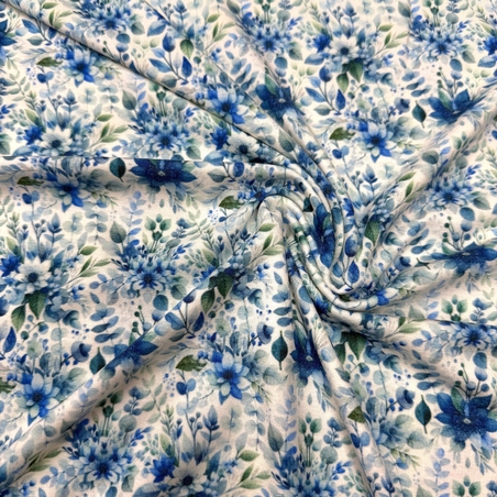 טריקו ויסקוזה דפוס דיגיטלי זר פרחים רומנטי רקע לבן