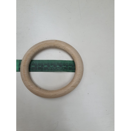 חישוק עץ לבגד ים גודל 9 סמ 