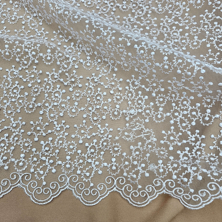 תחרה צבע לבן דוגמה עדינה דגם נטלי