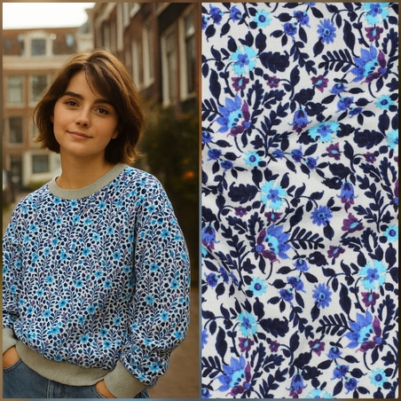 פרנץ טרי דפוס פרחים עדינים כחלחלים דיגיטלי על רקע אופוייט