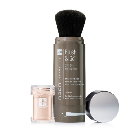 NOON Brush & Go SPF 50 – מברשת אבקת הגנה מינרלית