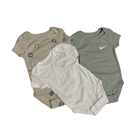 מארז 3 בגדי גוף NIKE שרוול קצר קרם לבן ירוק