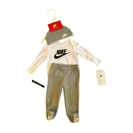חליפת מכנס Nike בייבי 3 חלקים צבע לבן אפור