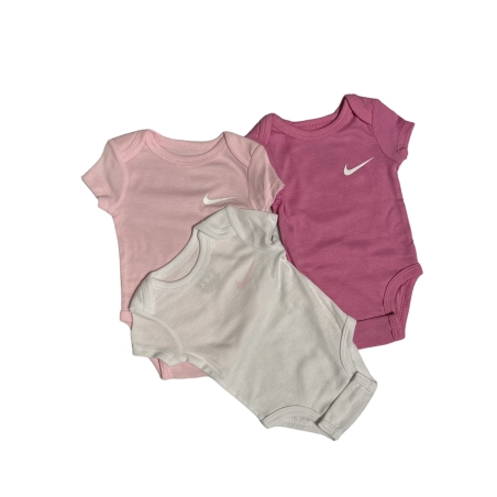 מארז 3 בגדי גוף NIKE שרוול קצר ורוד לבן ורוד בייבי