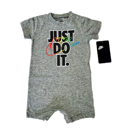 אוברול NIKE אפור שרוול קצר JUST DO IT  שחור נקודות צבעוני