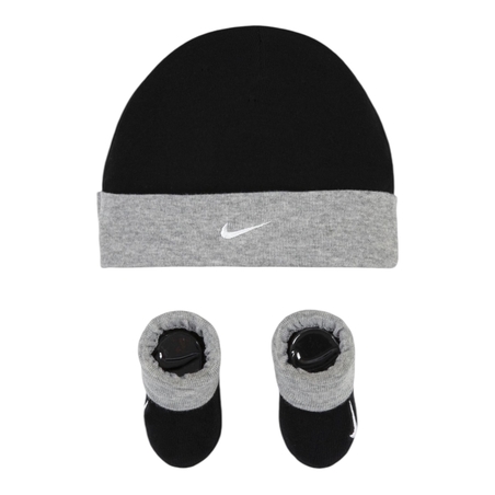 מארז כובע ונעליים NIKE שחור אפור וי במרכז מידה 0-6 חודשים