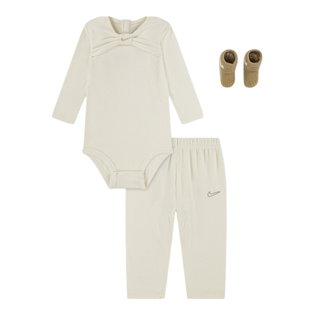 חליפת מכנס NIKE 3 חלקים אופוואיט בגד גוף פפיון מכנס וגרביים