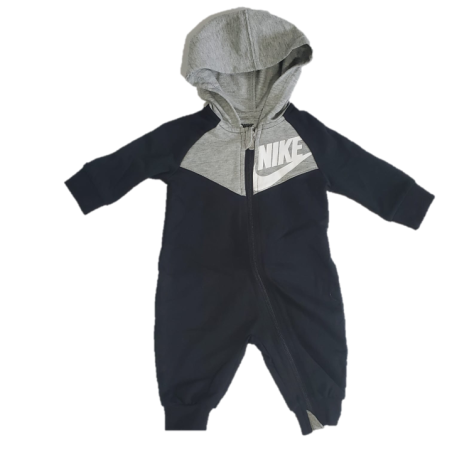 אוברול NIKE קפוצ'ון שחור אפור כיתוב לבן