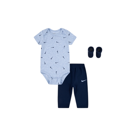 חליפת מכנס NIKE 3 חלקים בגד גוף קצר תכלת מכנסיים וגרביים תואמות