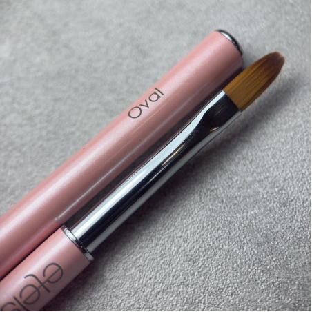Oval