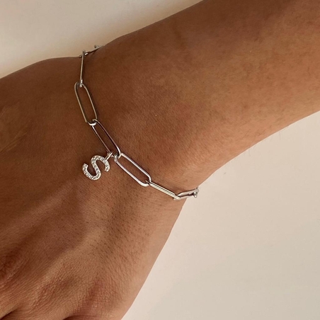 צמיד לולאות כסף 925 - אות משובצת זרקונים