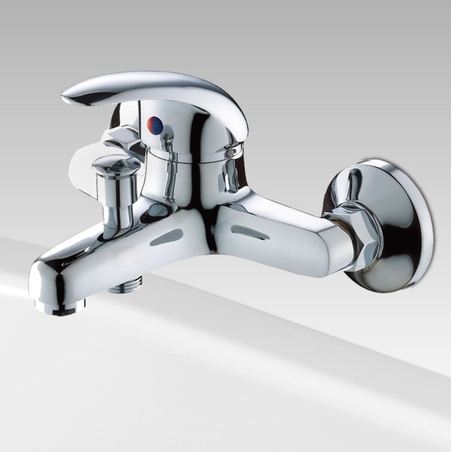 ברז סוללה לאמבטיה כולל צינור ומזלף 