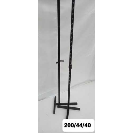 עמודי קפיצה לגובה