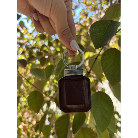 מחזיק מפתחות דמוי עור חום עם תהילים 6 ס