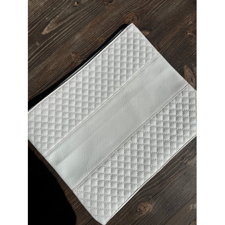 כיסוי טלית לבן דמוי עור קלאסי 36*29