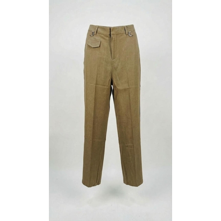 מכנסי בד מחויטים בגזרה ישרה - סטייל קלאסי ומתוחכם