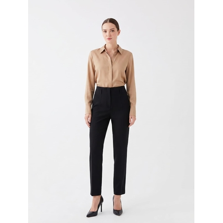 מכנסי אלגנט בגזרה גבוהה ומחטבת - שחור קלאסי | פריט אחרון במלאי!