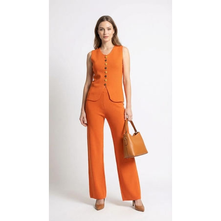 וסט סרוג בצבע כתום תפוז עם כפתורי וינטג' ייחודיים - פריט אספנות