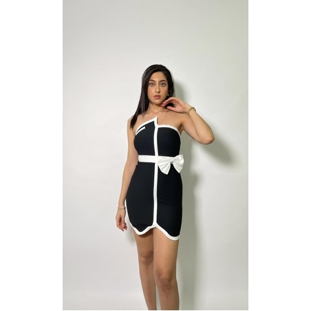 שמלת מיני סטרפלס בשחור ולבן (Black & White Strapless Mini Dress)