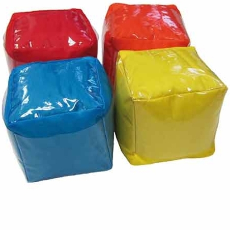 קוביה צבעונית עם כיסים 15 ס