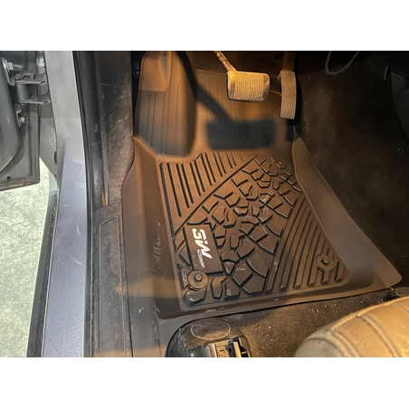 שטיחי 3w ל צרוקי JEEP מעל 2013+