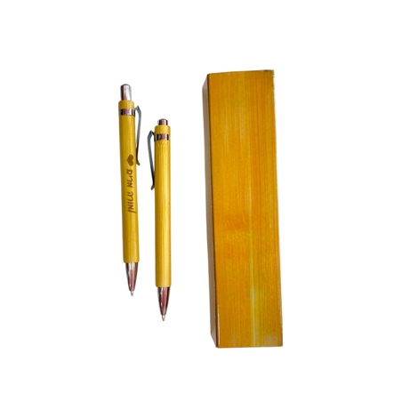 עט ועיפרון עם חריטה אישית בקופסת מתנה
