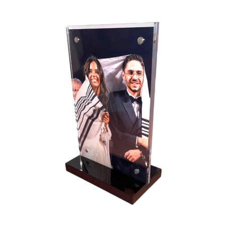 מעמד אקריל עם בסיס שחור 10X15 ס