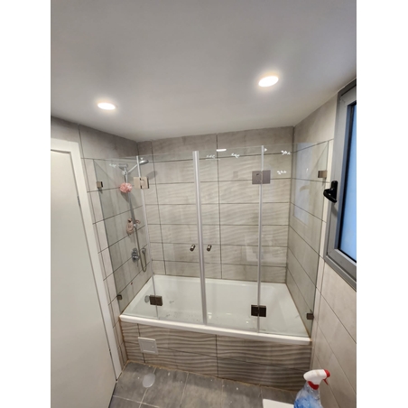 רוונה - אמבטיון קבוע 2 דלתות באמצע וקבוע