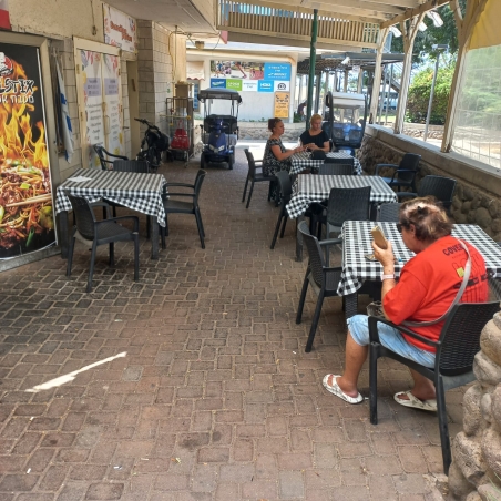 בניין מסחרי בקצרין למכירה מספר 2