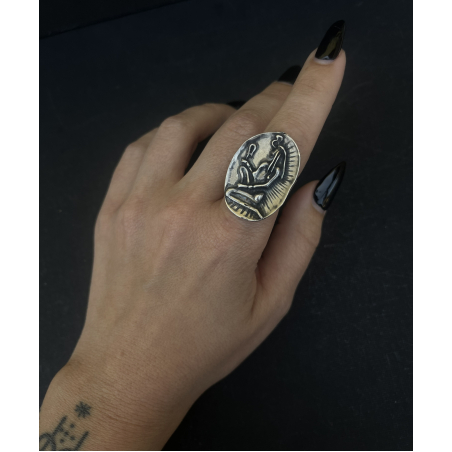 CLEO ring