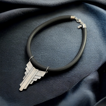 Geometric blabk necklace SALE