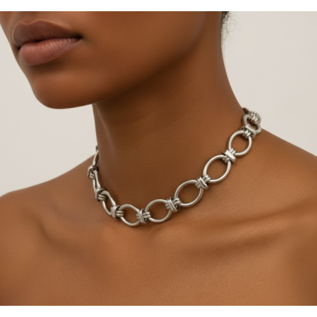 Victoria choker