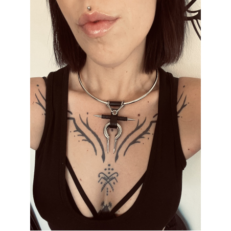 Dracula choker