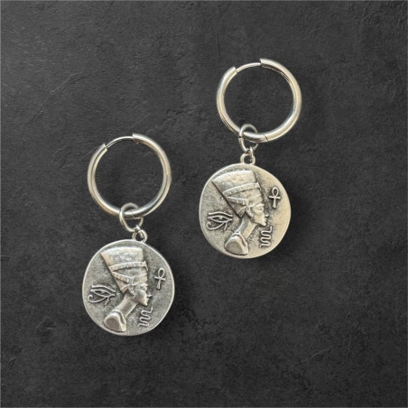 nefertiti sale