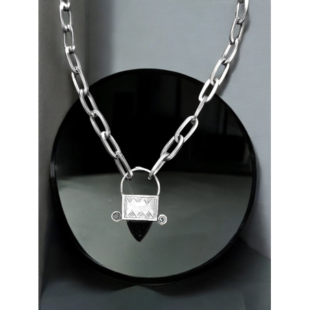 Nora necklace