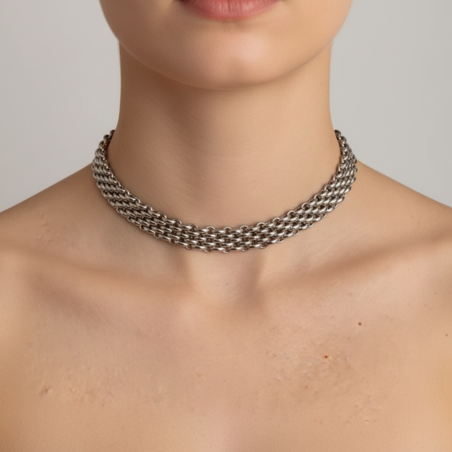 Jennifer choker
