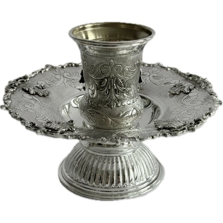 מים אחרונים חתן