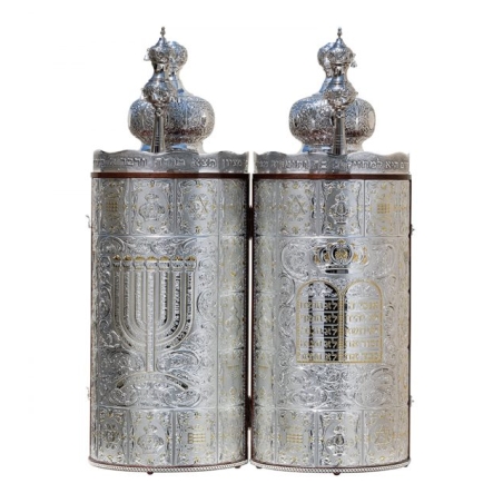 תיק לספר תורה מזמור למנצח כתר דויד