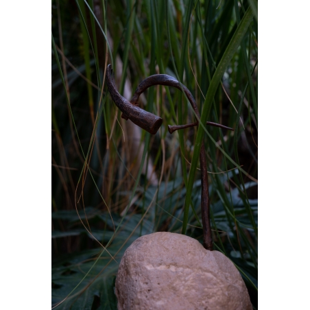 א12