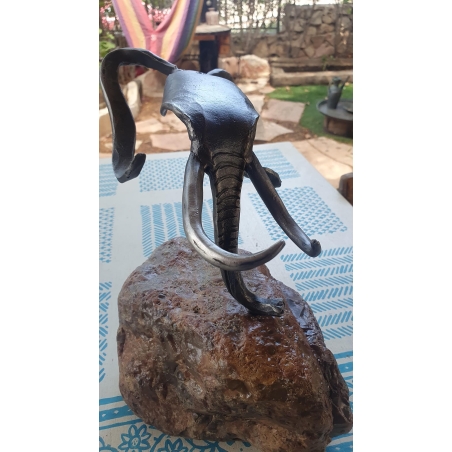 פסל ראש פיל