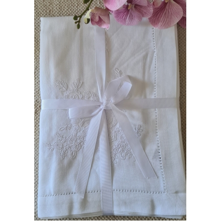 מפה נעמה לבנה