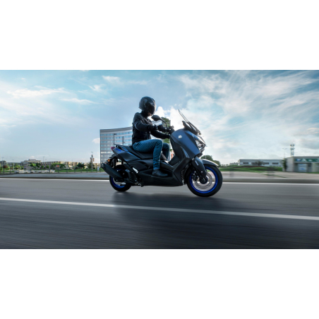 XMAX 125