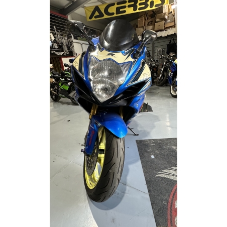 SUZUKI GSXR-750R